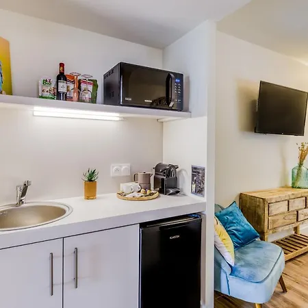 Domaine De Boulouch * לקטור