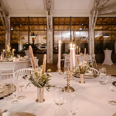 מלון Domaine De Boulouch