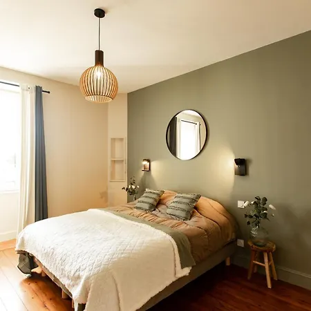 מלון Domaine De Boulouch *